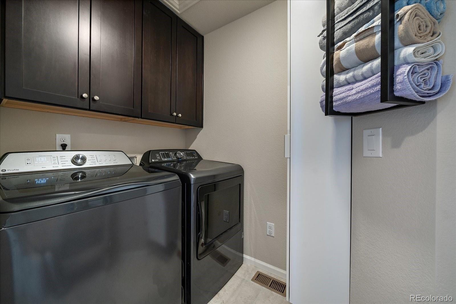 MLS Image #23 for 9094 e 58th drive,denver, Colorado