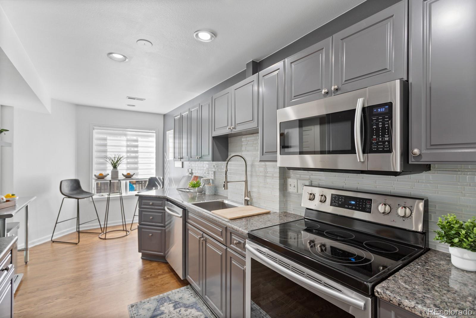 MLS Image #10 for 152 s jackson street,denver, Colorado