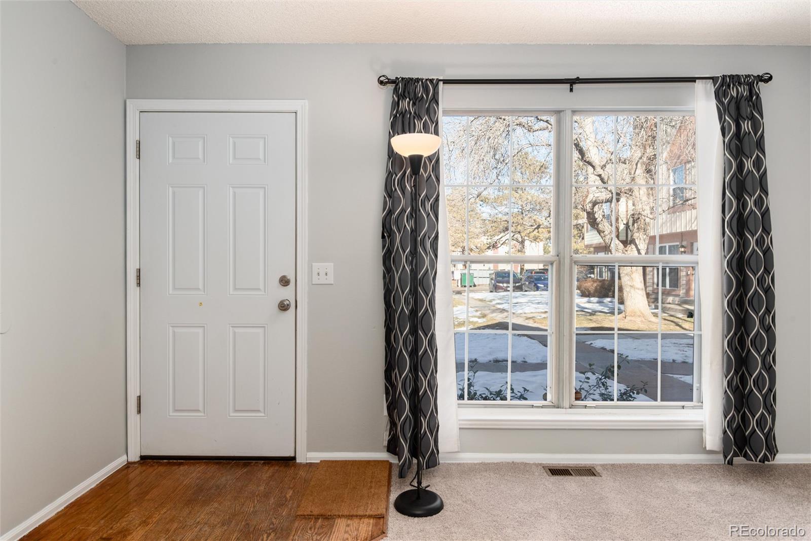 MLS Image #5 for 1711 s blackhawk way,aurora, Colorado