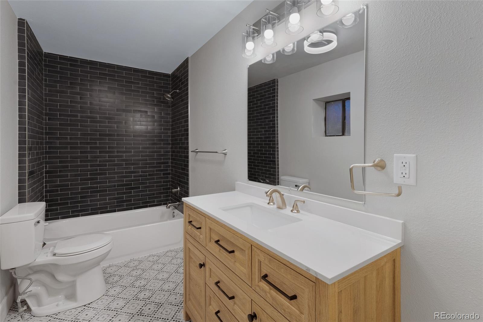 MLS Image #17 for 425  pueblo avenue,simla, Colorado