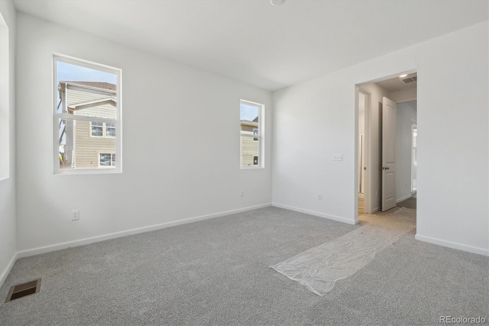 MLS Image #19 for 24719 e 39th avenue,aurora, Colorado