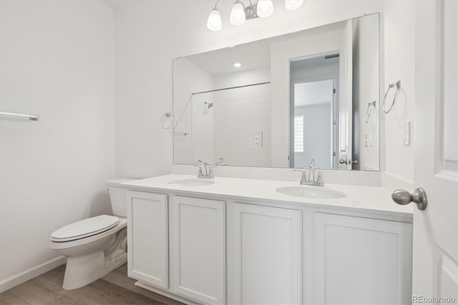 MLS Image #22 for 24719 e 39th avenue,aurora, Colorado