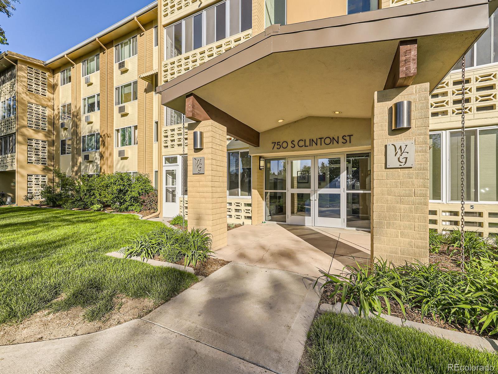 MLS Image #12 for 750 s clinton street,denver, Colorado