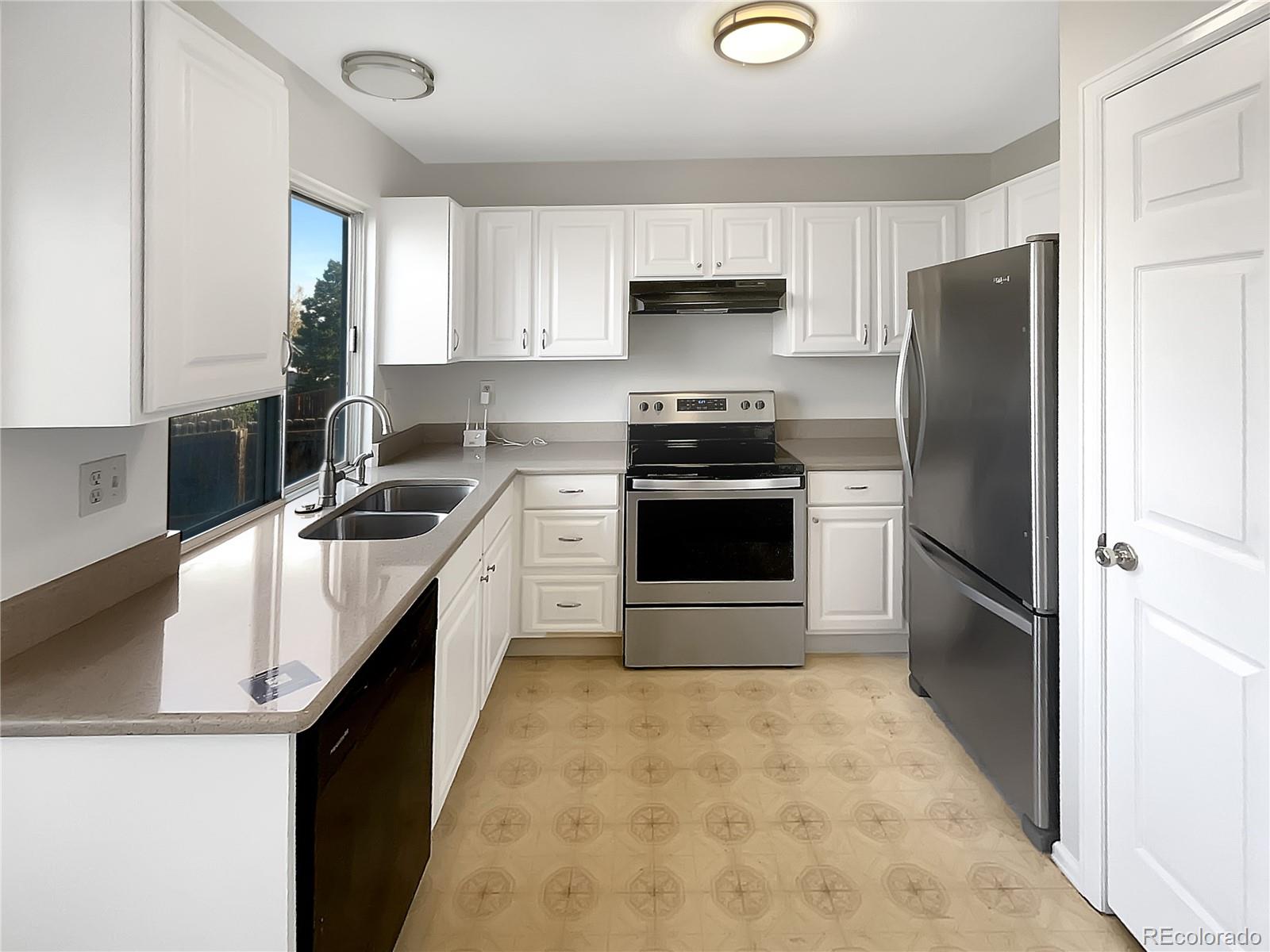 MLS Image #5 for 2875 s espana court,aurora, Colorado