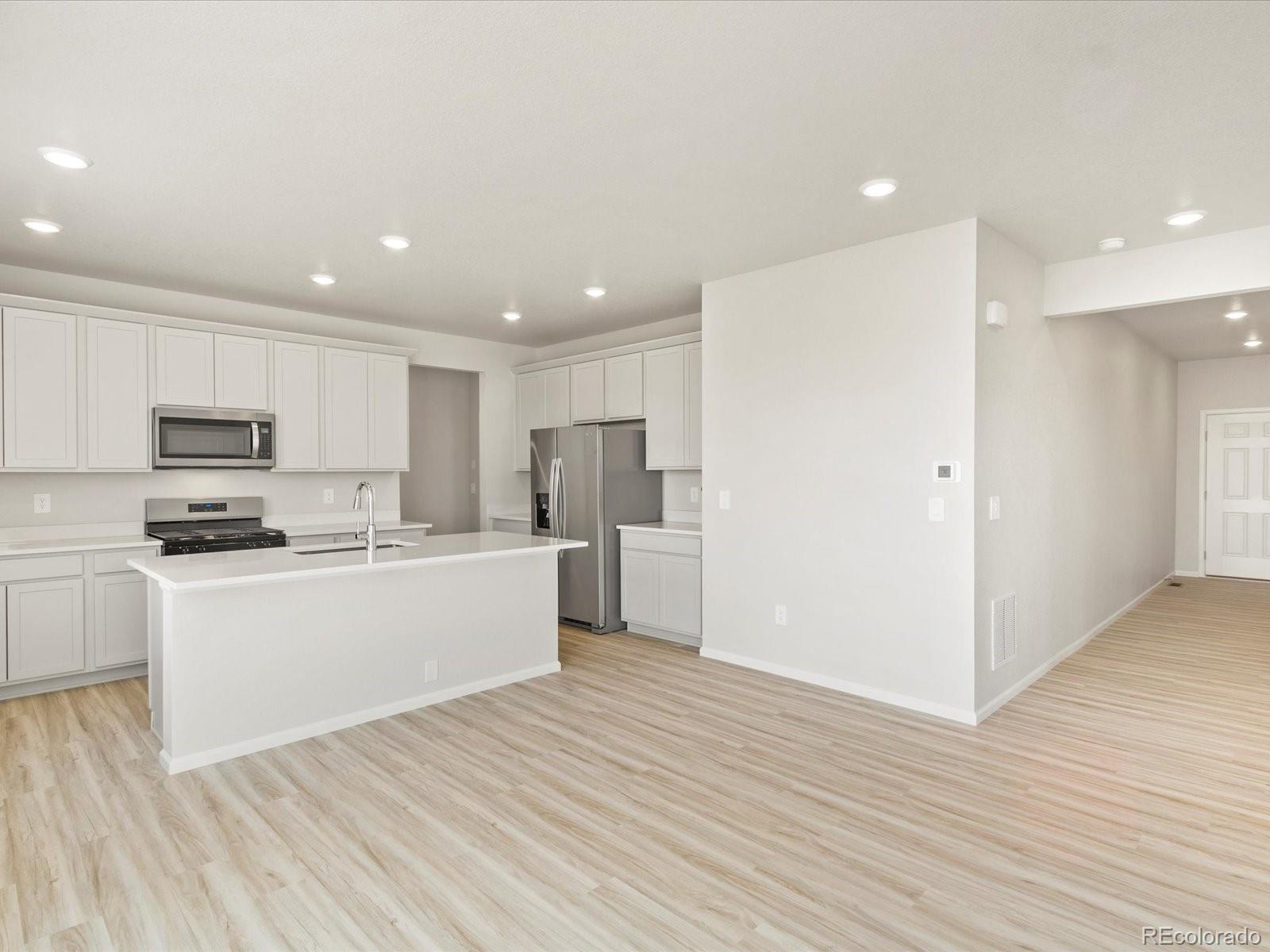 MLS Image #11 for 2704  73rd avenue court,greeley, Colorado