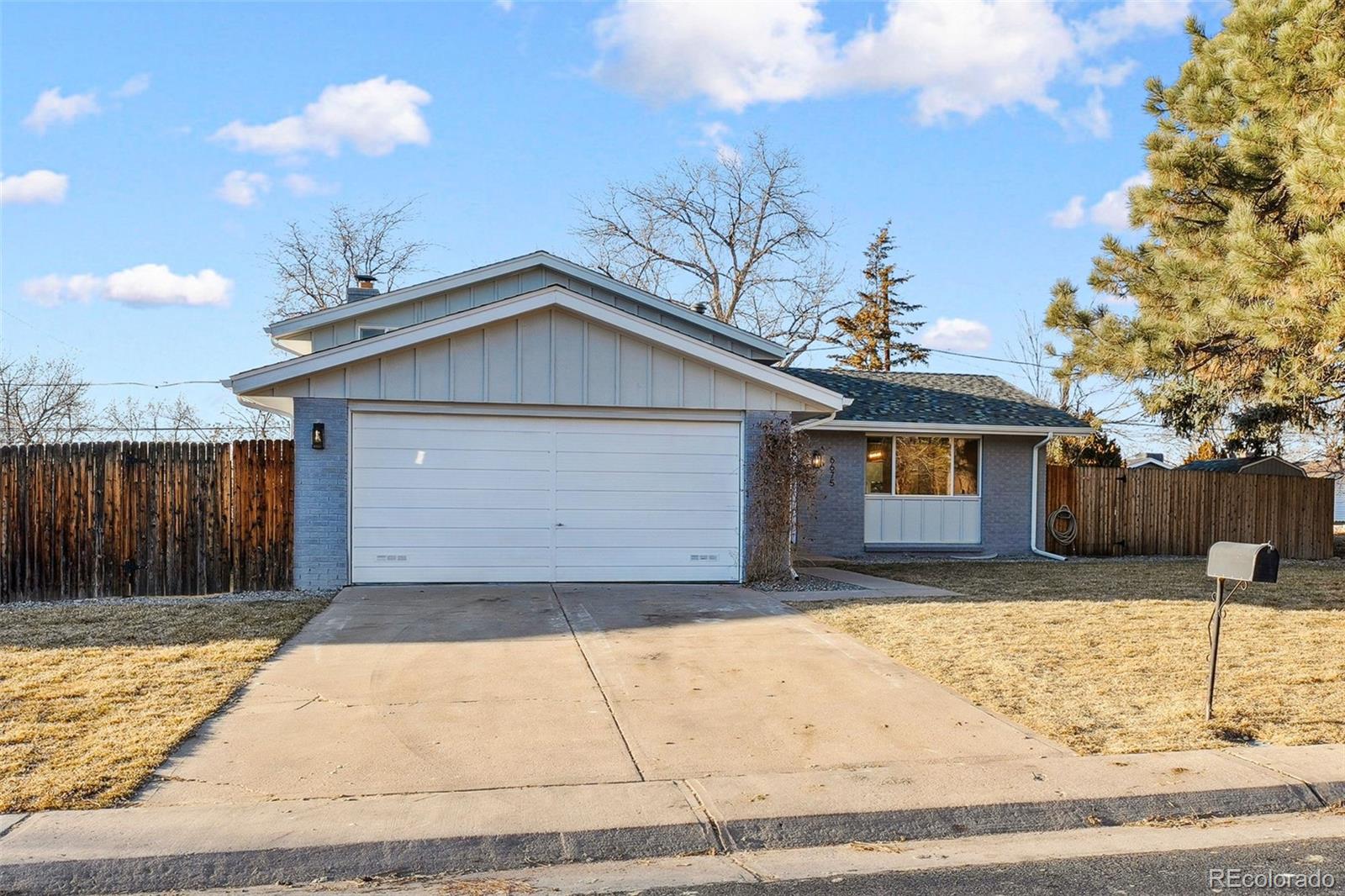 MLS Image #37 for 6675 s apache drive,littleton, Colorado