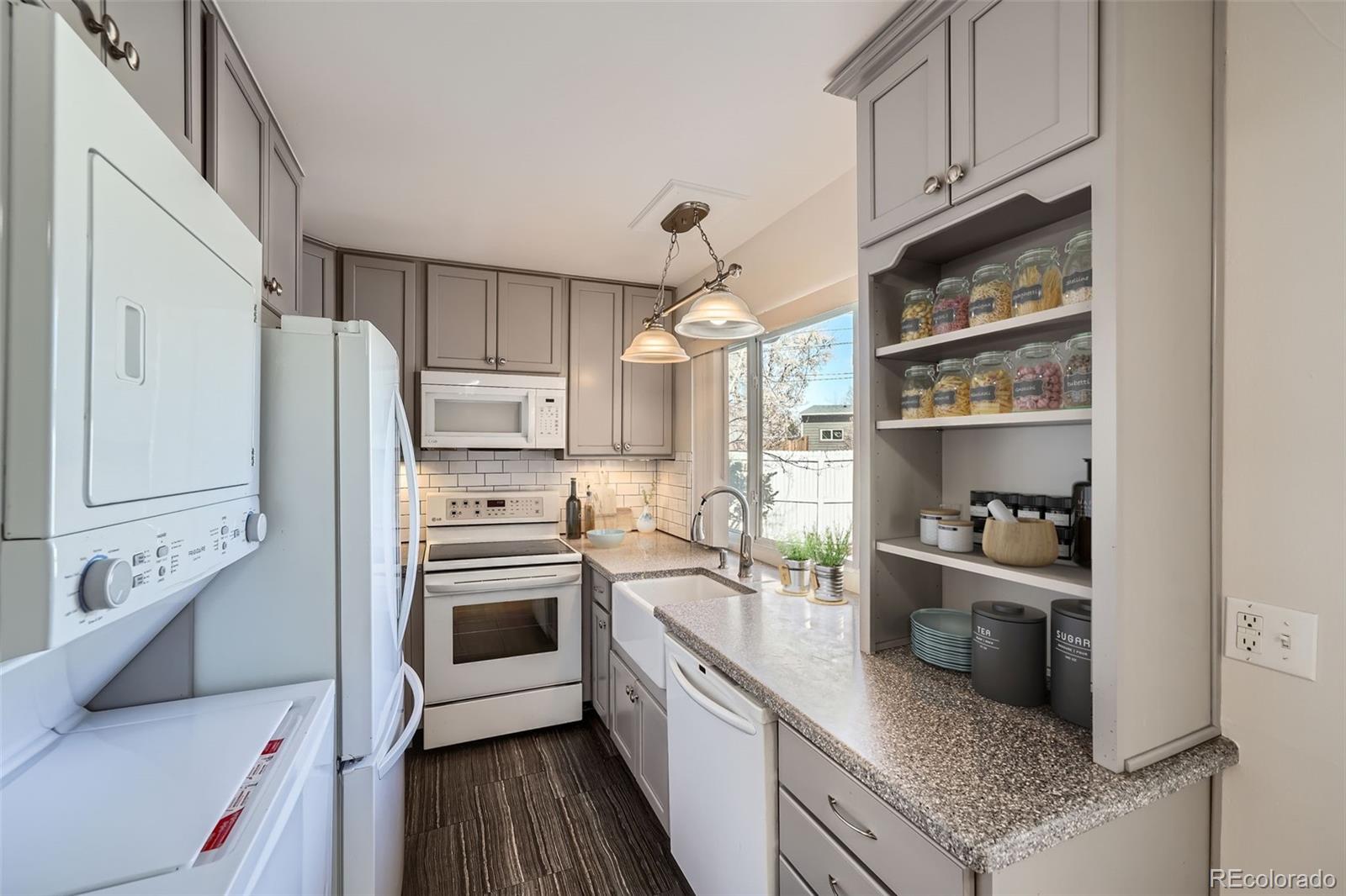 MLS Image #7 for 5253  hale parkway,denver, Colorado