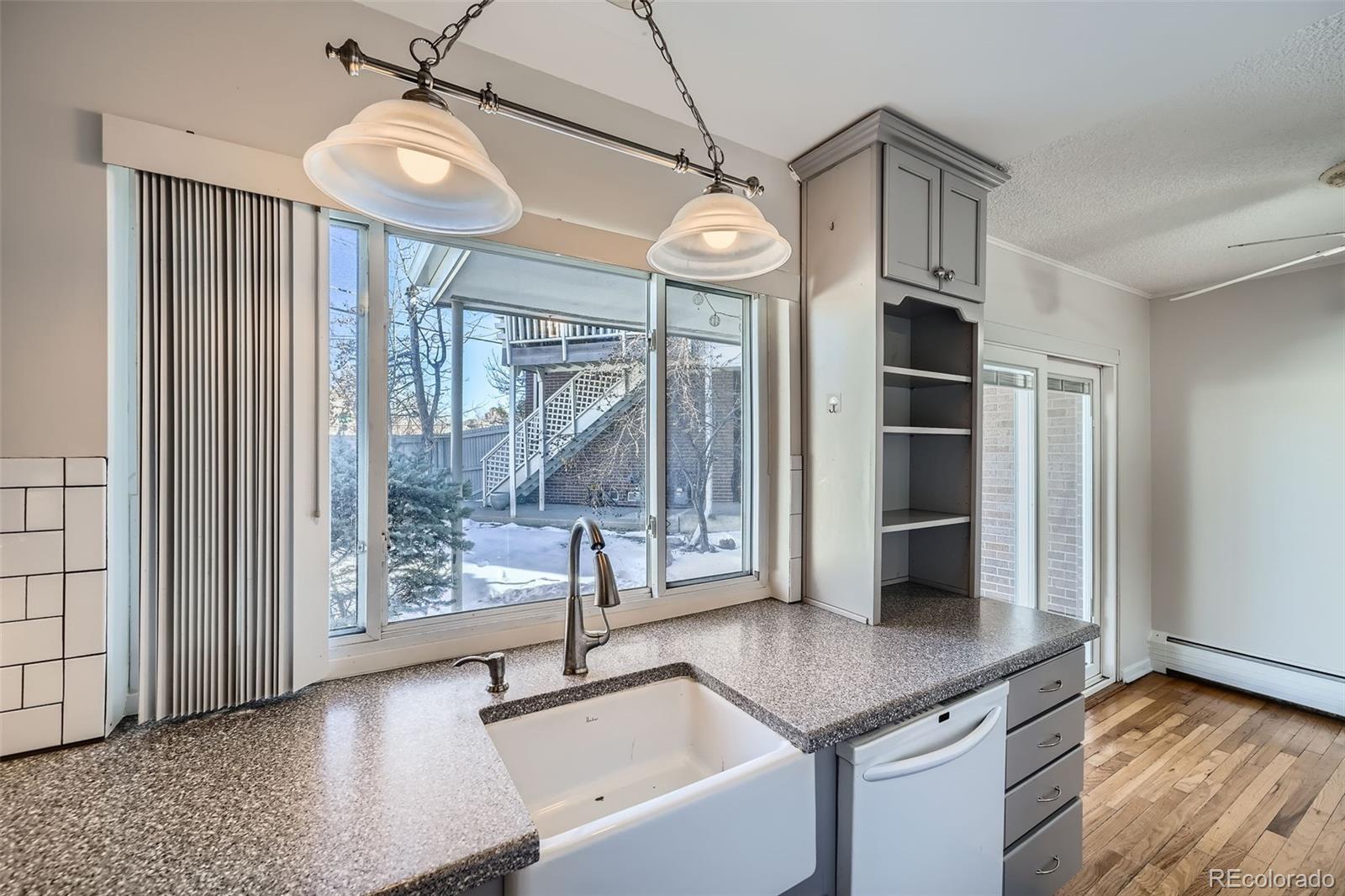 MLS Image #8 for 5253  hale parkway,denver, Colorado