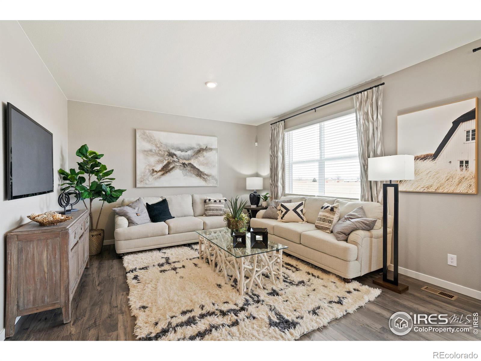 MLS Image #4 for 432  hummingbird lane,johnstown, Colorado