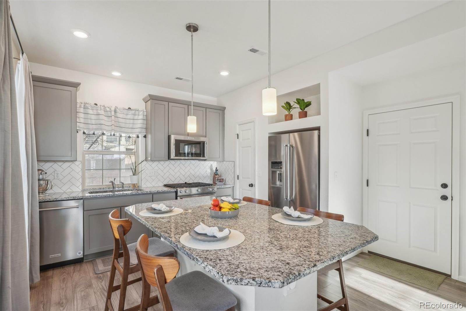 MLS Image #12 for 18372 e 100th place,commerce city, Colorado