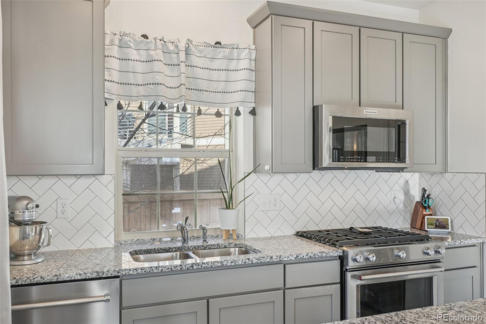MLS Image #15 for 18372 e 100th place,commerce city, Colorado