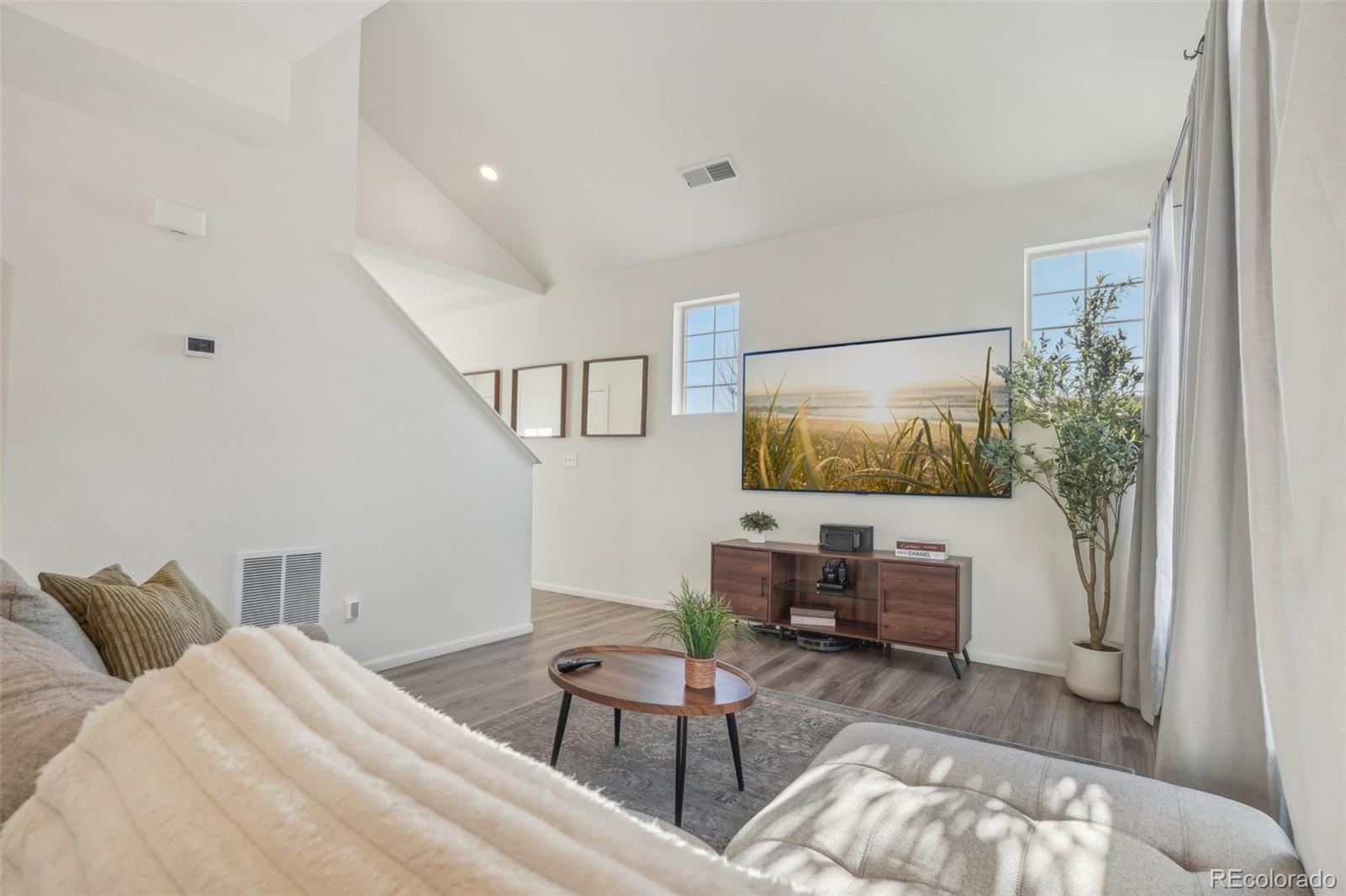 MLS Image #8 for 18372 e 100th place,commerce city, Colorado