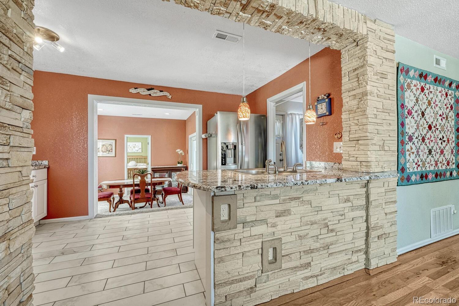 MLS Image #9 for 1957  hanover street,aurora, Colorado