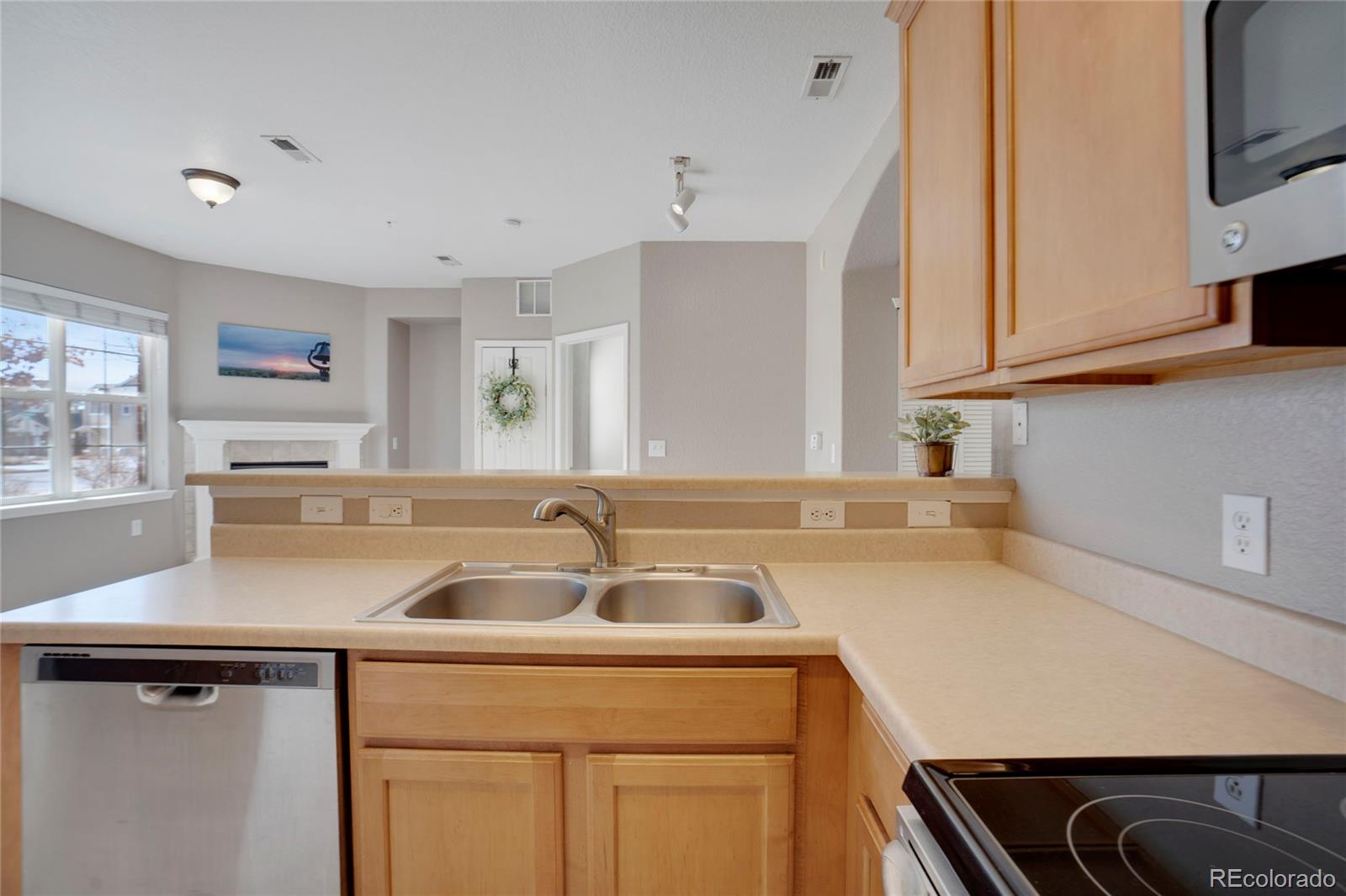 MLS Image #9 for 16312 e fremont avenue 6,aurora, Colorado