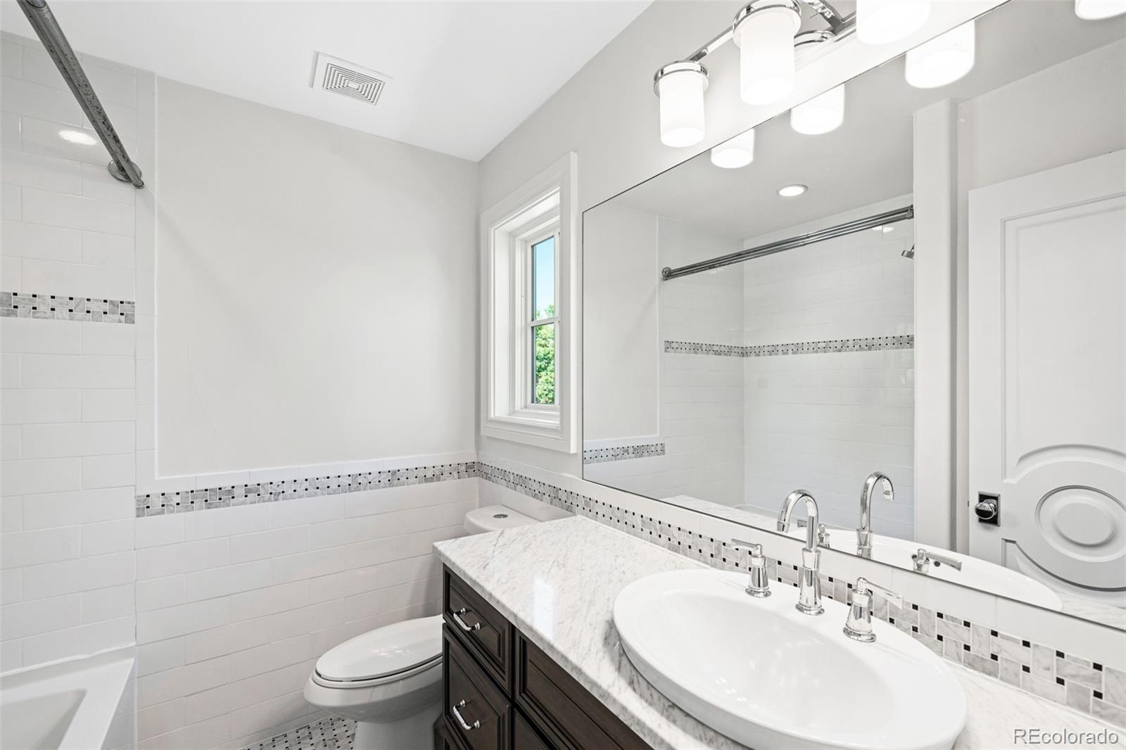 MLS Image #28 for 285  elm street,denver, Colorado