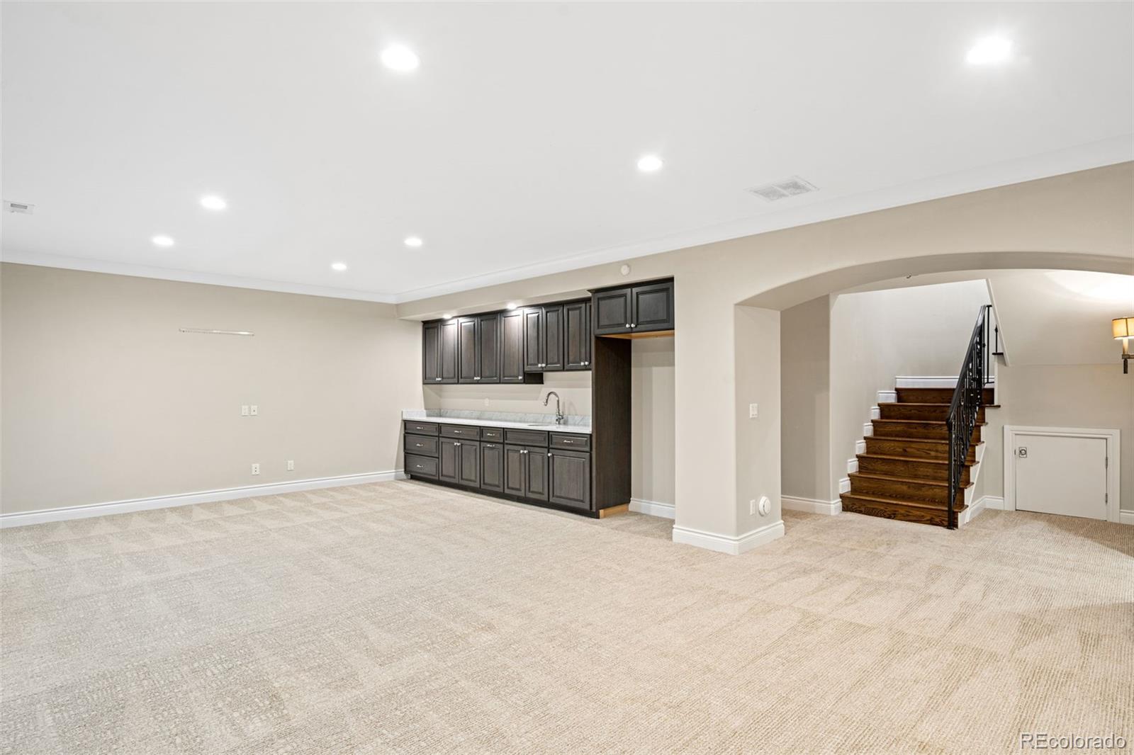 MLS Image #30 for 285  elm street,denver, Colorado