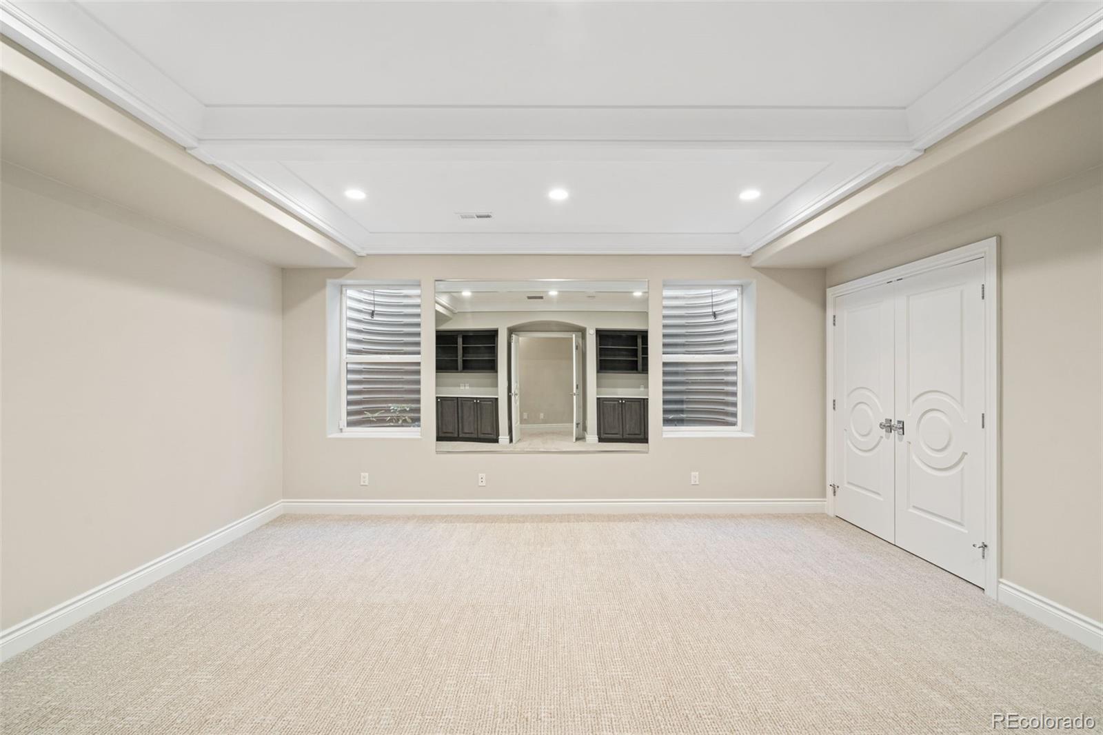 MLS Image #33 for 285  elm street,denver, Colorado