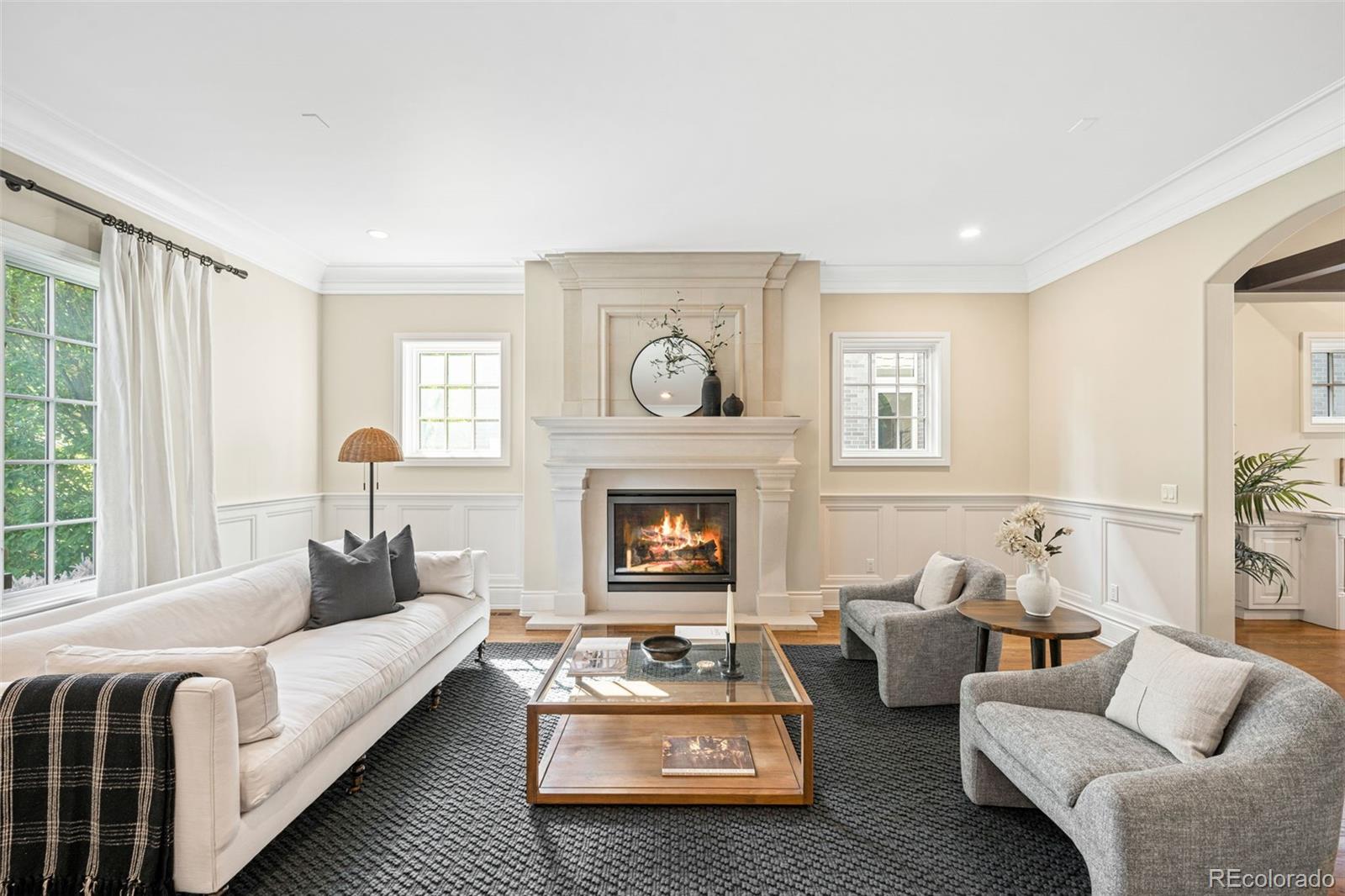 MLS Image #4 for 285  elm street,denver, Colorado