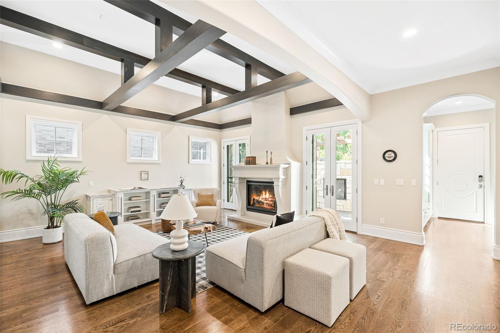 MLS Image #6 for 285  elm street,denver, Colorado