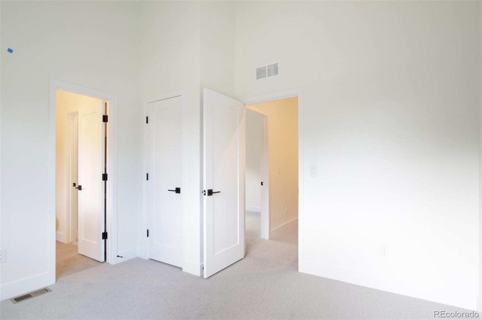 MLS Image #19 for 4103  lincoln street,englewood, Colorado