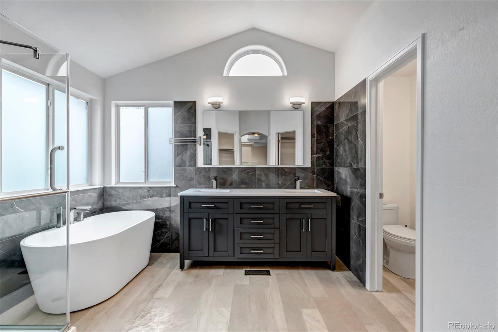 MLS Image #13 for 12047 w coal mine drive,littleton, Colorado