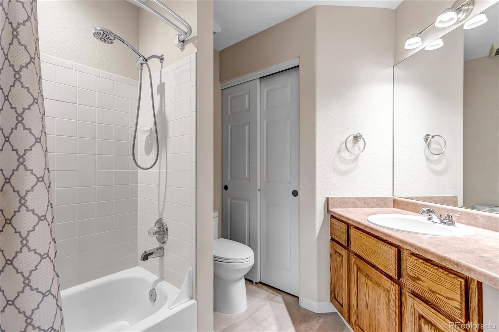 MLS Image #20 for 12047 w coal mine drive,littleton, Colorado
