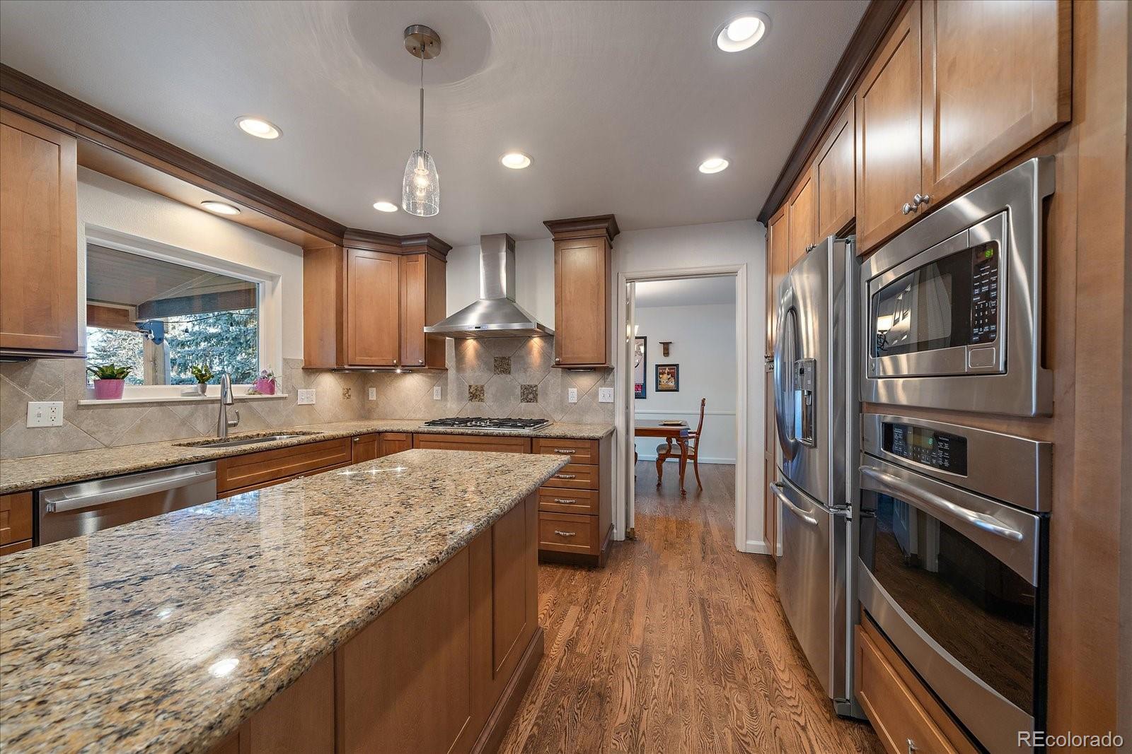 MLS Image #16 for 7668 s locust street,centennial, Colorado