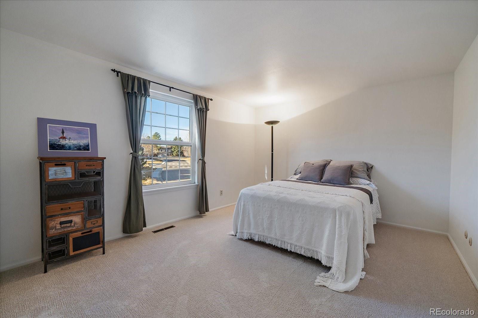 MLS Image #34 for 7668 s locust street,centennial, Colorado