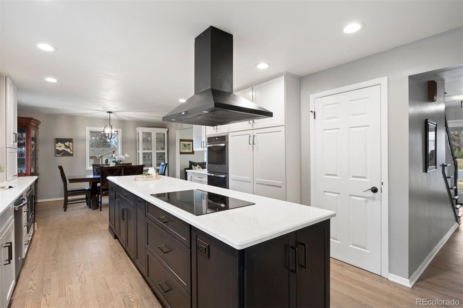 MLS Image #5 for 6341 e floyd drive,denver, Colorado
