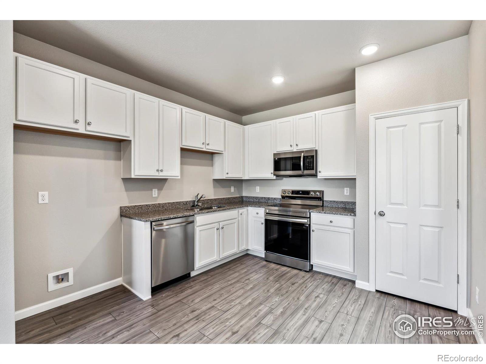 MLS Image #1 for 285  scaup lane,johnstown, Colorado