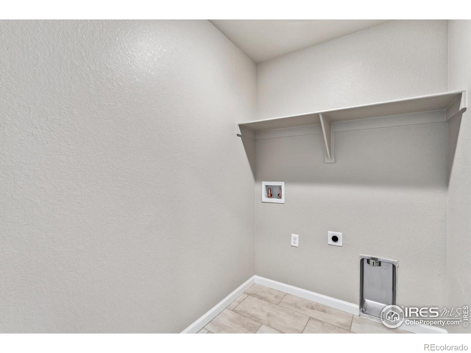 MLS Image #16 for 285  scaup lane,johnstown, Colorado