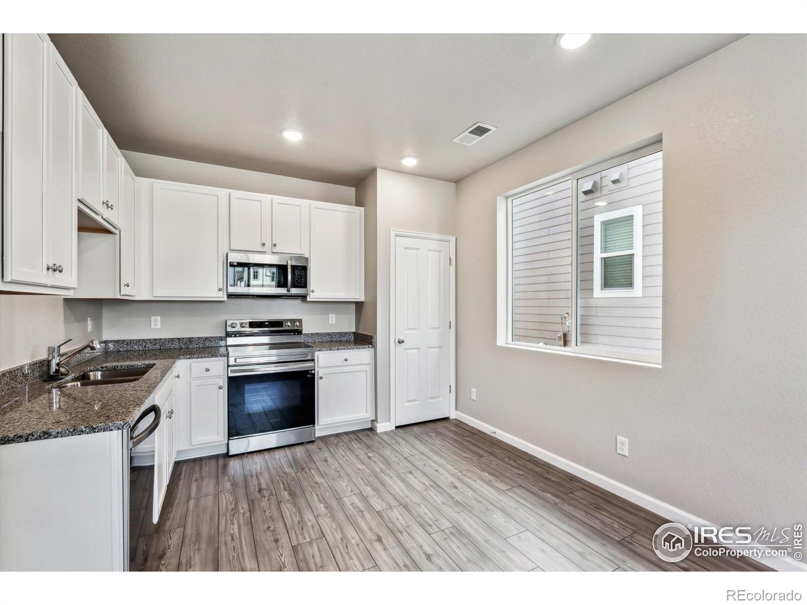 MLS Image #3 for 285  scaup lane,johnstown, Colorado