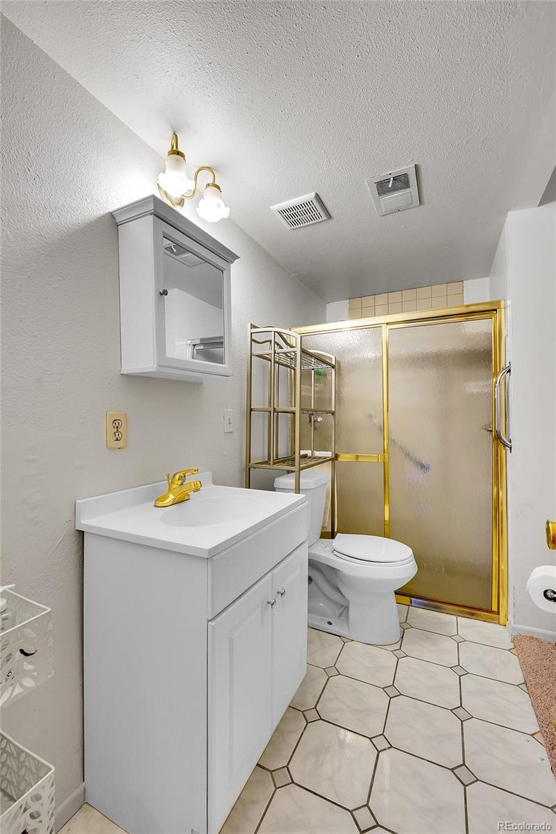 MLS Image #18 for 5011  troy street,denver, Colorado