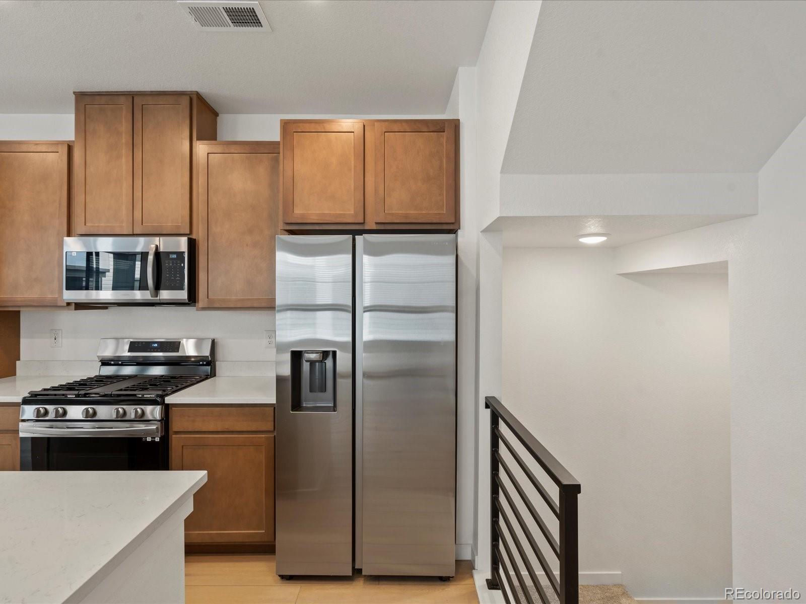 MLS Image #10 for 2042 s holly street,denver, Colorado