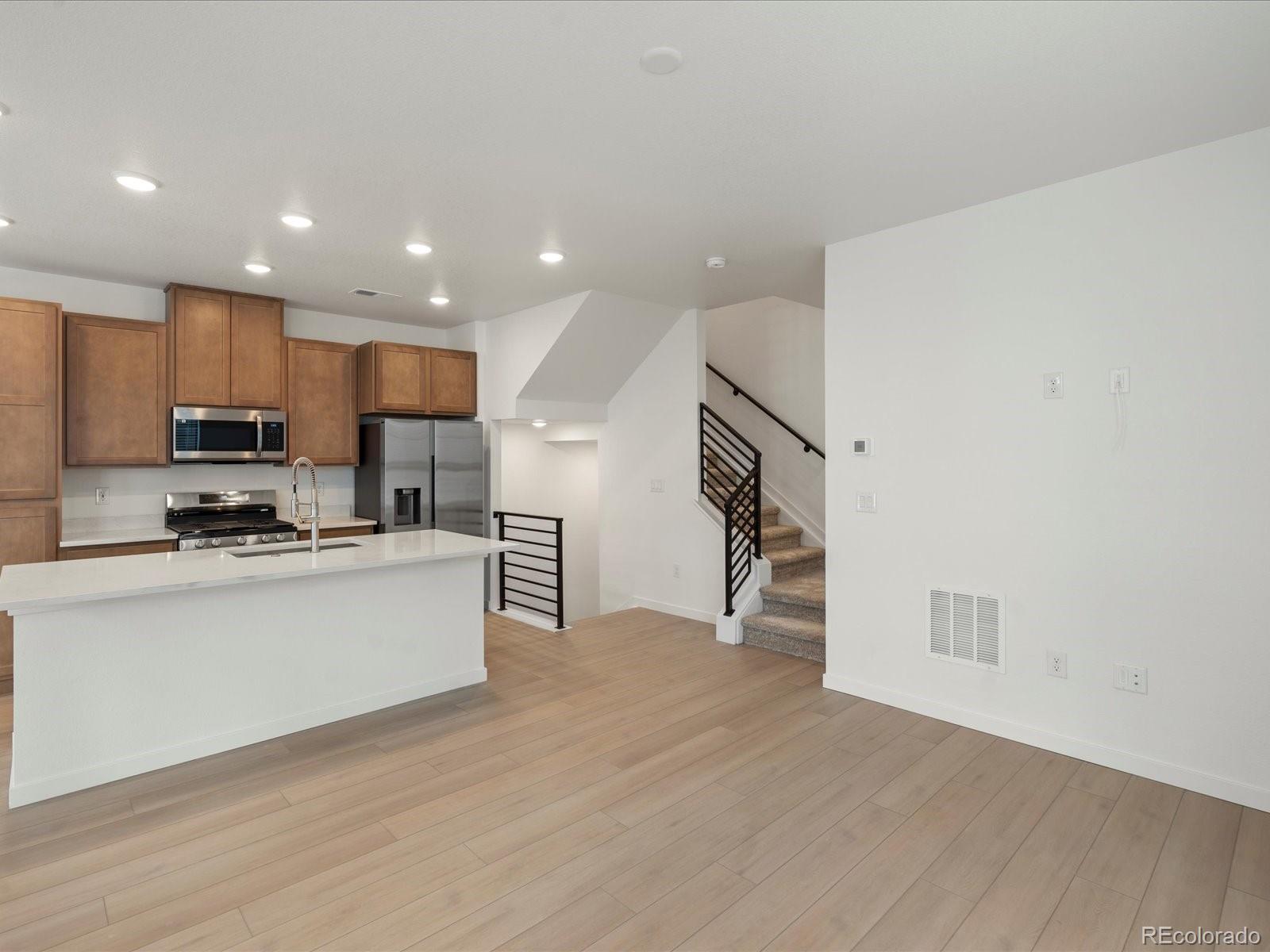 MLS Image #4 for 2042 s holly street,denver, Colorado