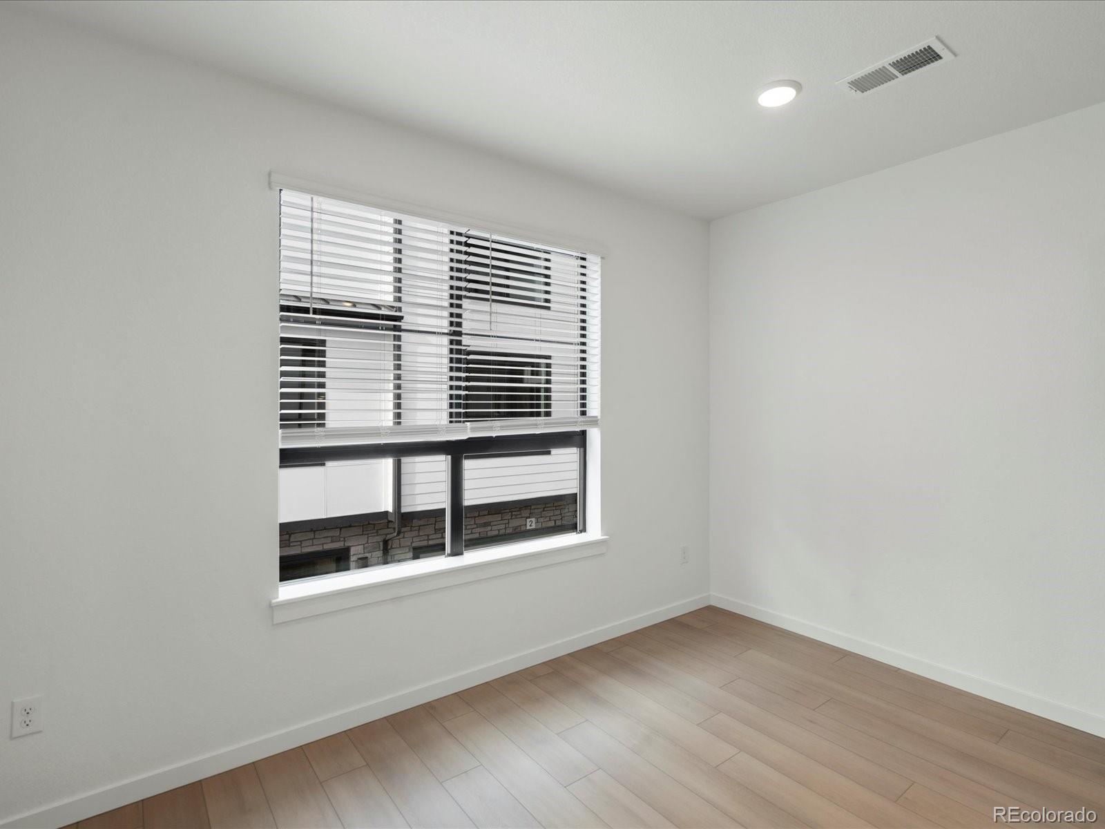 MLS Image #6 for 2042 s holly street,denver, Colorado