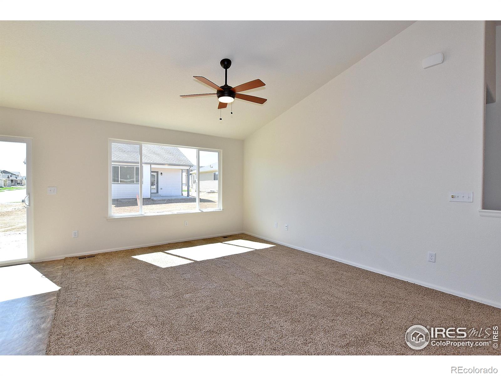 MLS Image #22 for 2438  oakhurst road,johnstown, Colorado