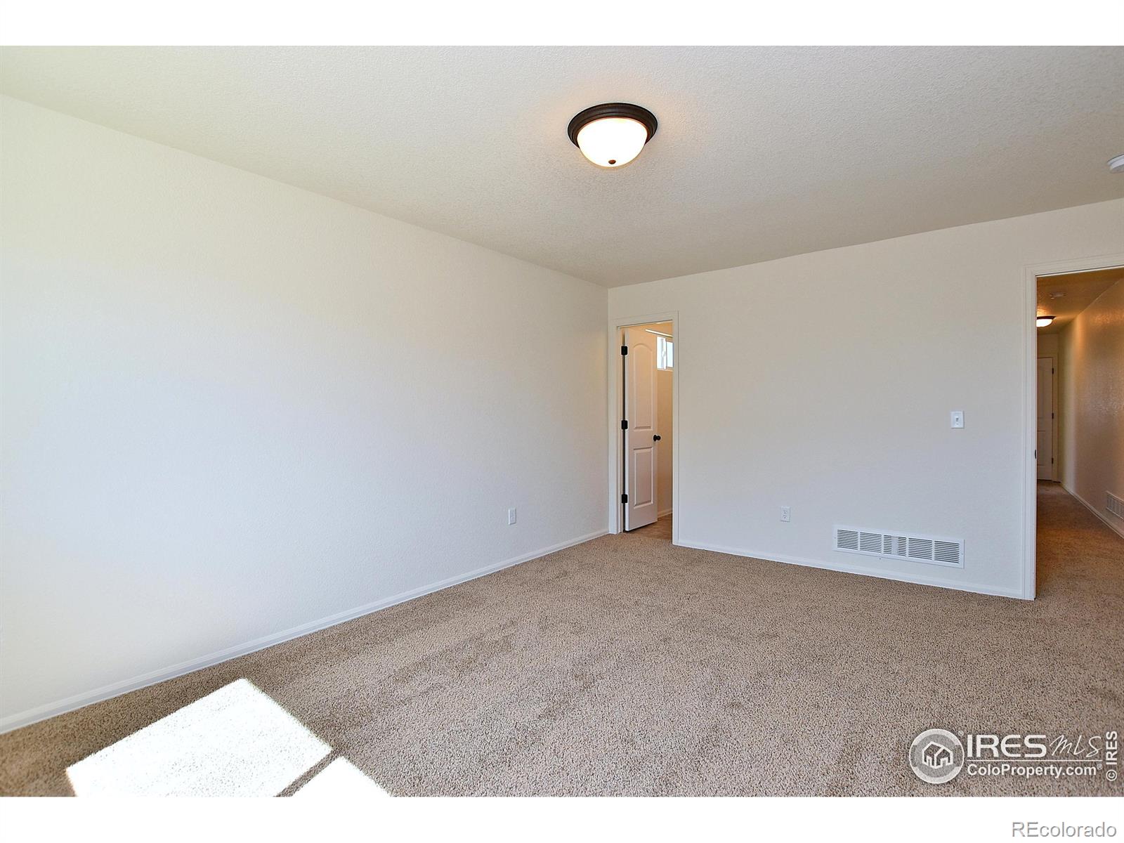 MLS Image #29 for 2438  oakhurst road,johnstown, Colorado