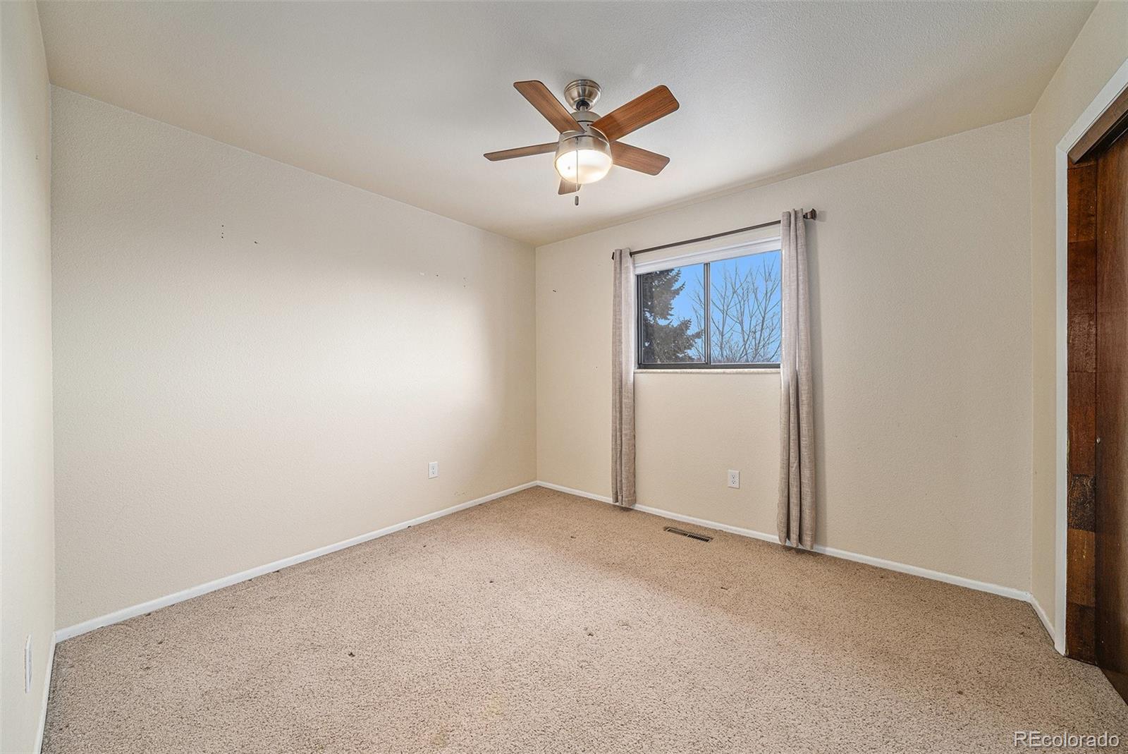 MLS Image #13 for 4384  grant avenue,loveland, Colorado