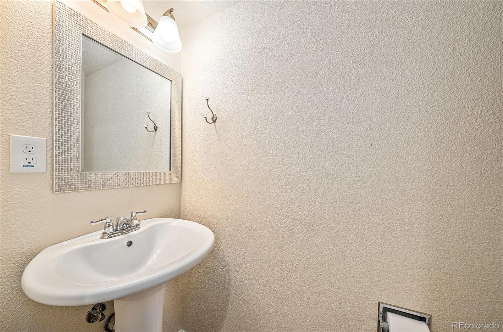 MLS Image #9 for 4384  grant avenue,loveland, Colorado