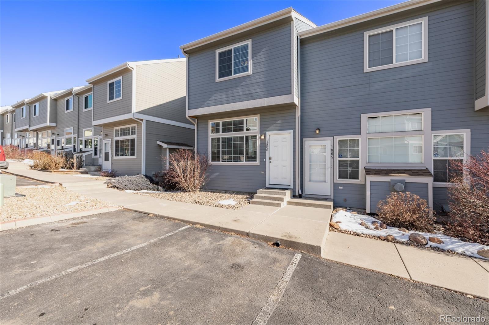 MLS Image #3 for 8199  welby road 1806,denver, Colorado