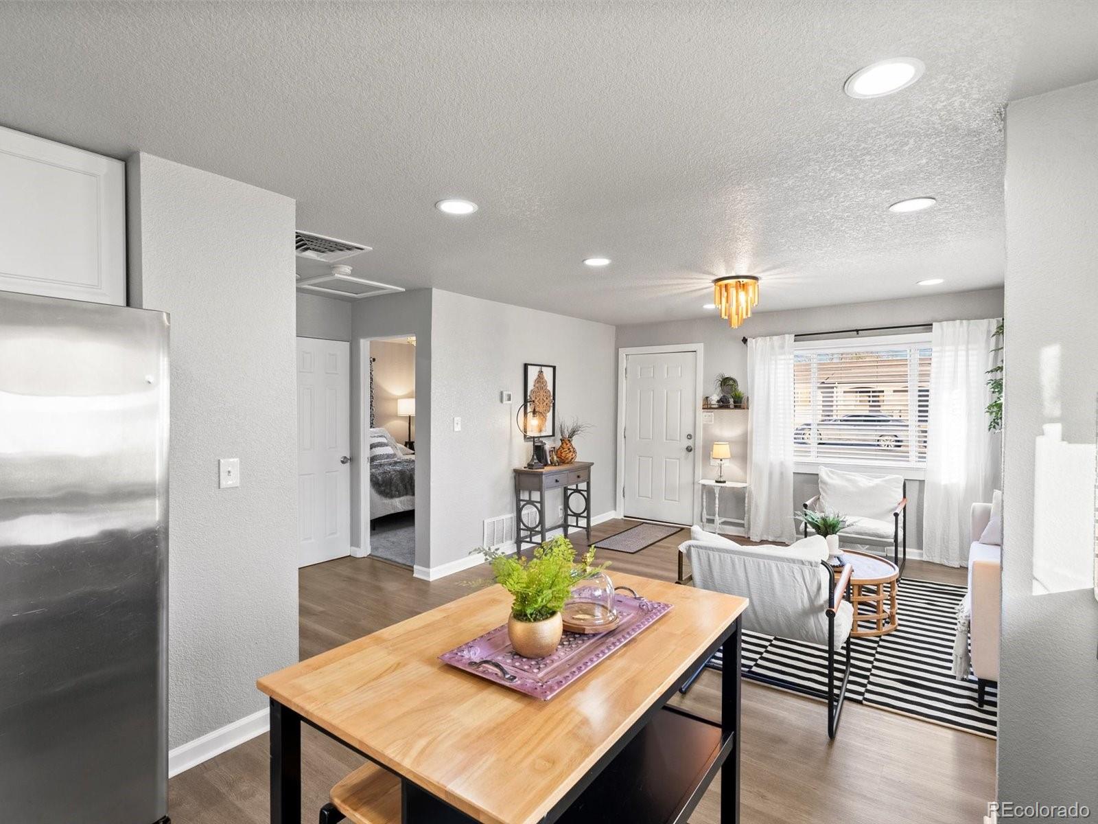 MLS Image #13 for 1385 s newton street,denver, Colorado