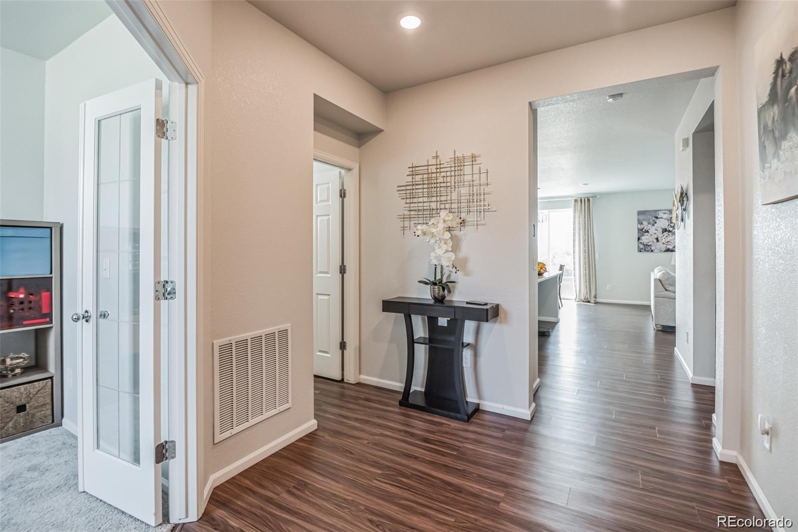 MLS Image #3 for 4245 s nepal circle,aurora, Colorado
