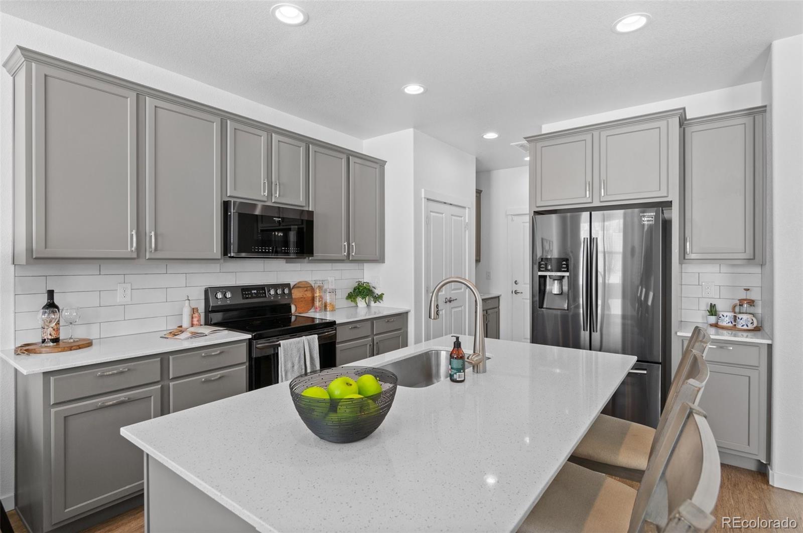 MLS Image #7 for 9719  albion lane,thornton, Colorado
