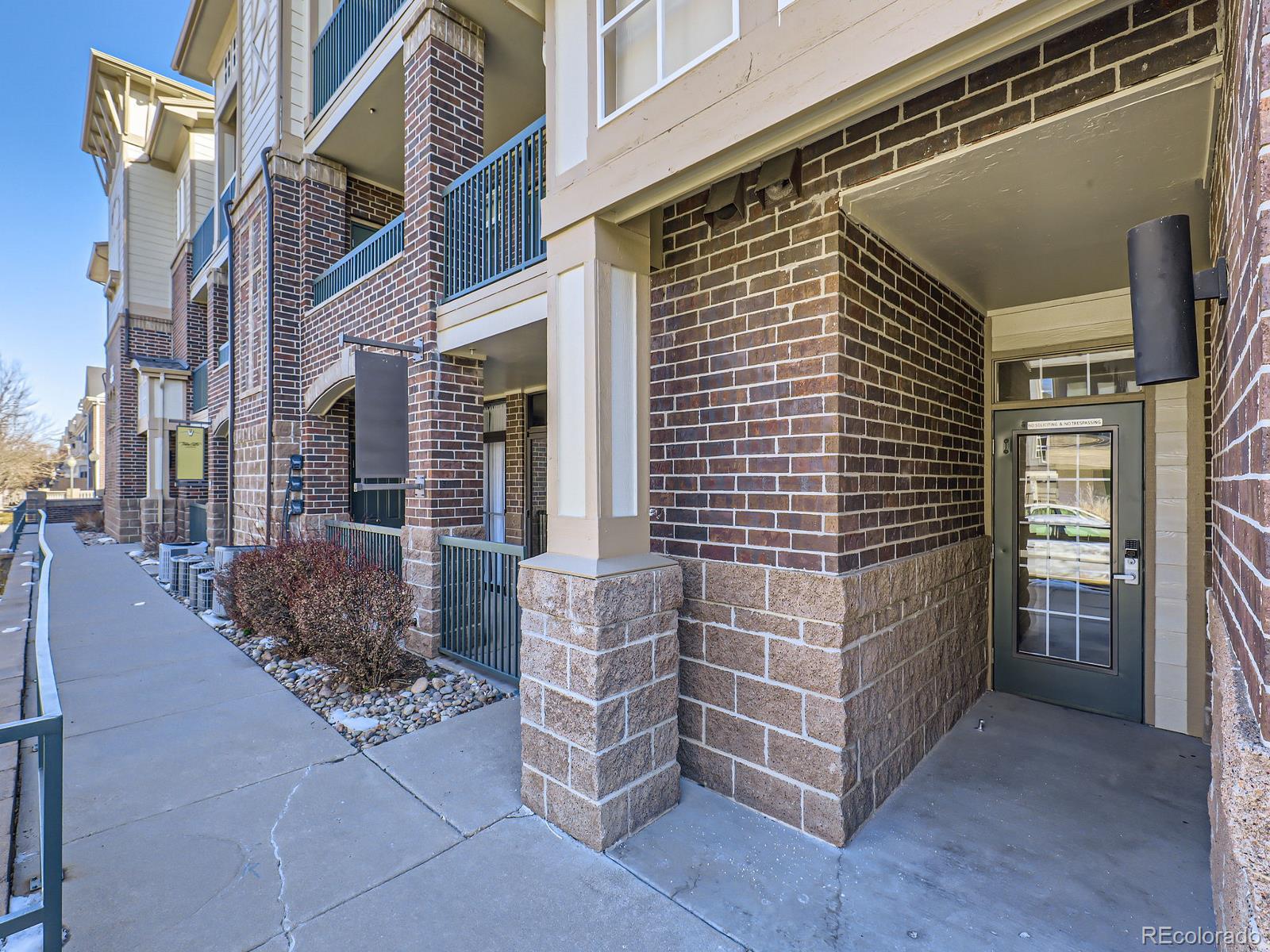 MLS Image #3 for 3852 s dallas street,aurora, Colorado