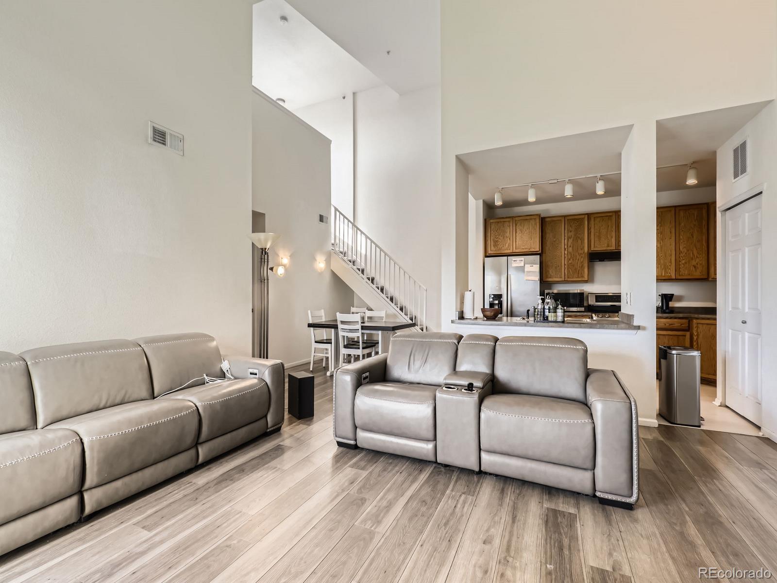 MLS Image #5 for 3852 s dallas street,aurora, Colorado