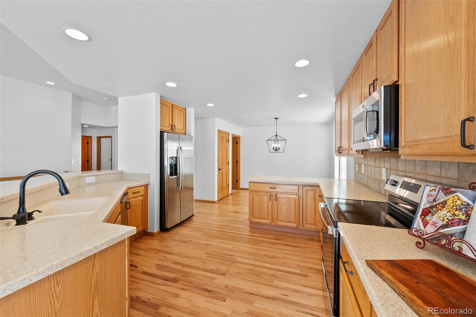 MLS Image #12 for 7879 s zante court,aurora, Colorado