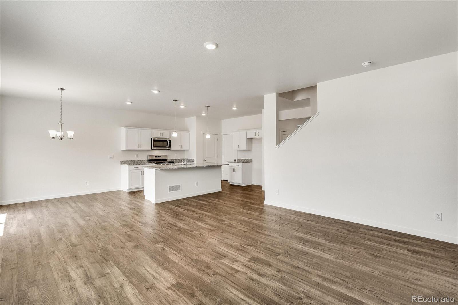 MLS Image #8 for 13547  valentia street,thornton, Colorado