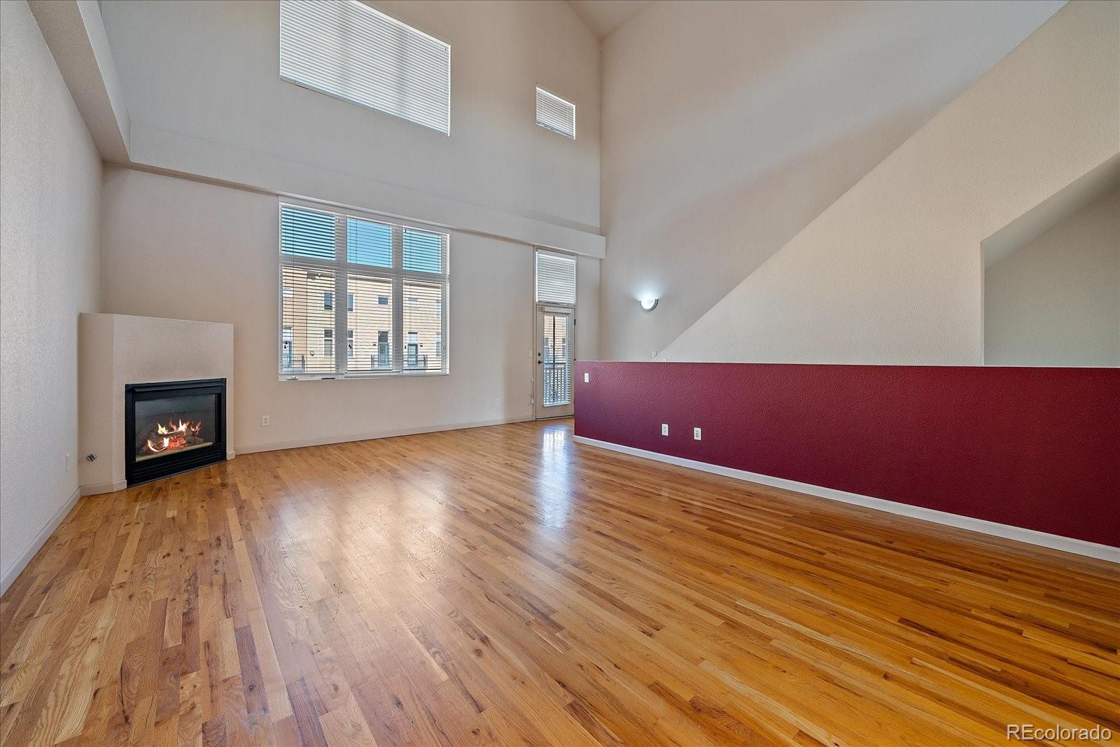 MLS Image #11 for 190  roslyn street,denver, Colorado