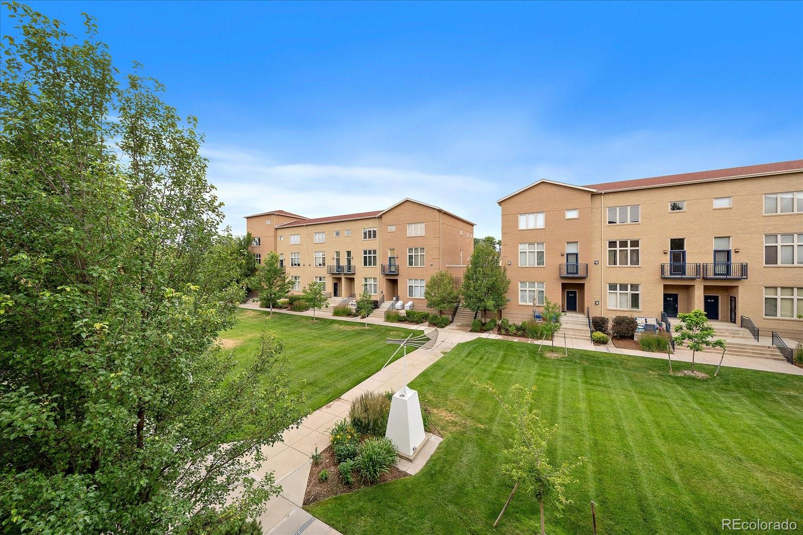 MLS Image #13 for 190  roslyn street,denver, Colorado